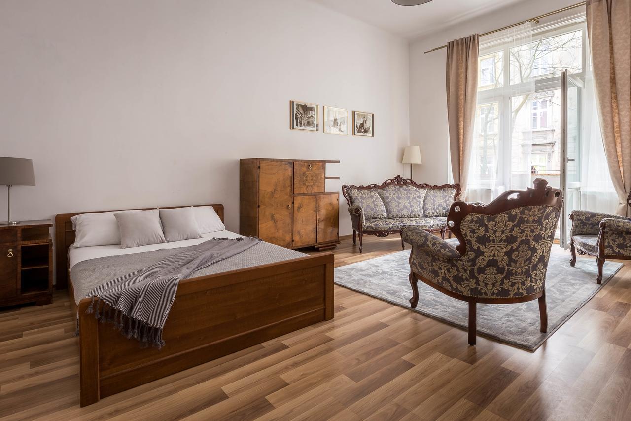 Fragola Budget Apartments & Rooms Krakow Dış mekan fotoğraf