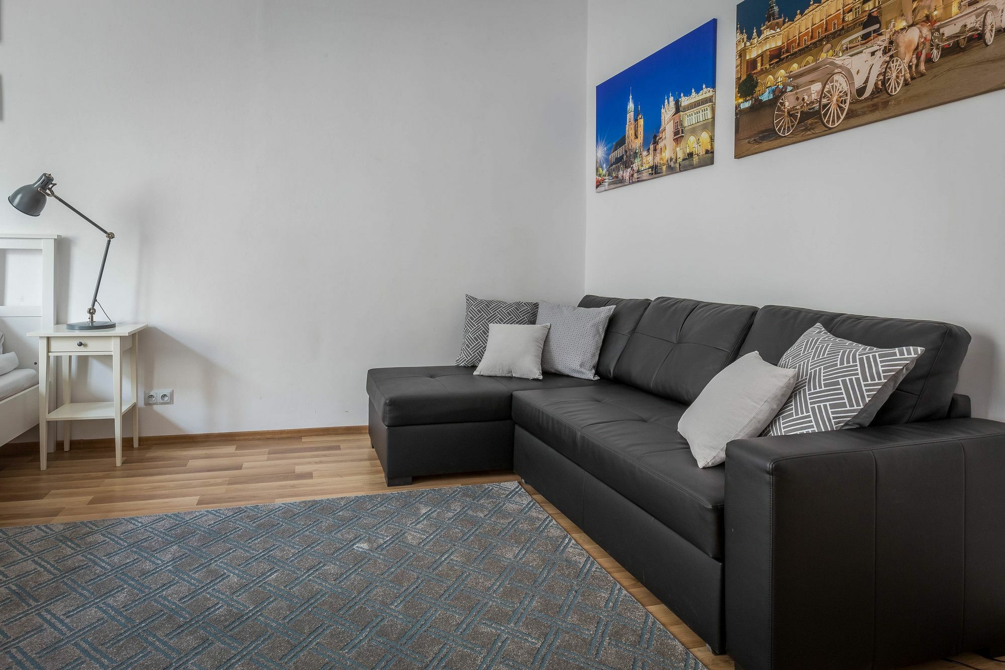 Fragola Budget Apartments & Rooms Krakow Dış mekan fotoğraf